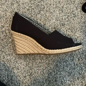 Toms Wedge shoe